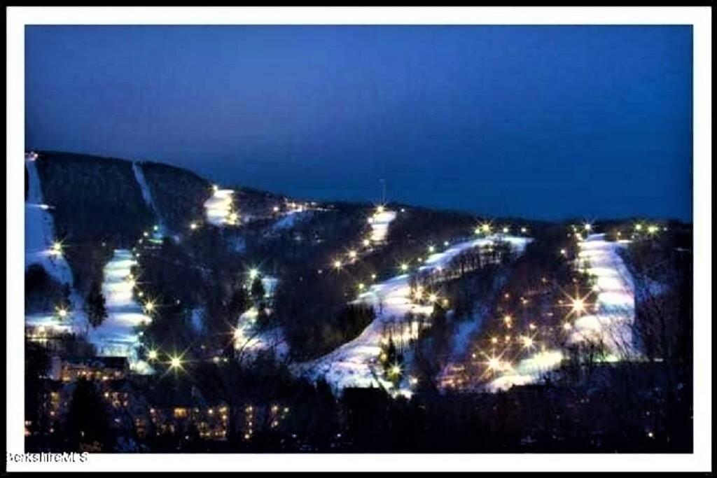 Spacious 3Br 3Ba Sleeps 8 Ski On Off Jiminy Mountain Resort Hancock Exteriér fotografie